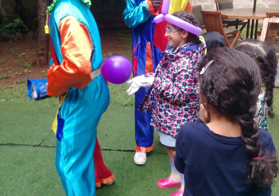 Balloon artists in Nairobi