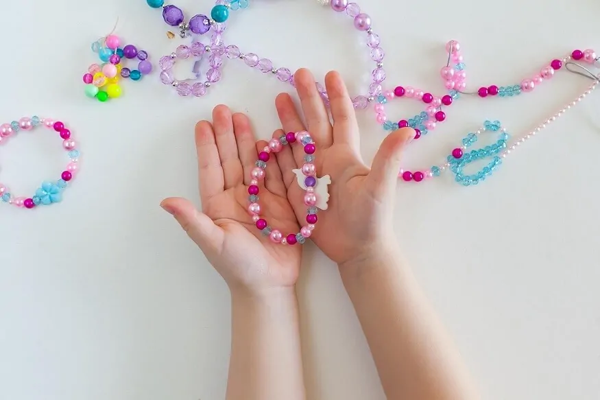 bead-activities-for-kids birthdays